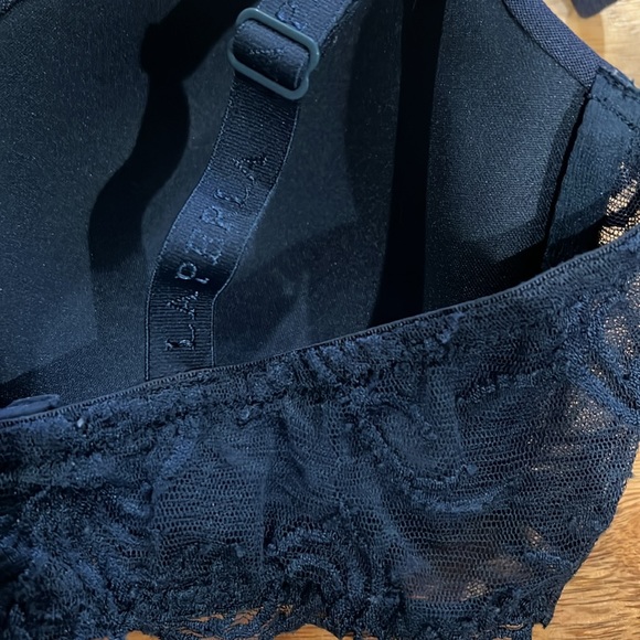 Navy Blue Underwire La Perla Bra - Size 34E - Picture 3 of 6